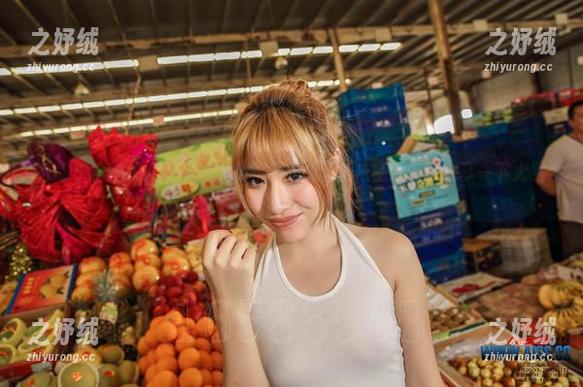 AISS爱丝(钻石版) - 女孩？请参见亚美依的原图，分享一下大家的惊叹吧！