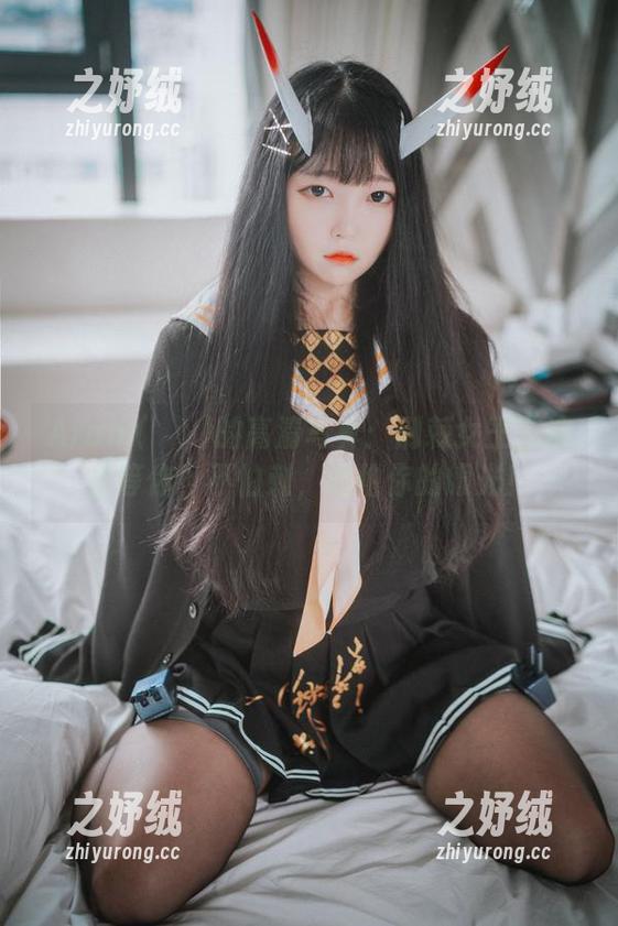 Aram(아람)的高清写真：荆棘女王在这里等你，不怕刺，就怕你的眼光！