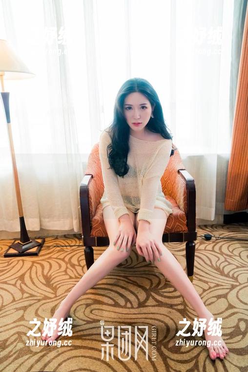 GIRLT果团网 - 清新脱俗！黄歆苑在她的高清套装上撒娇，资源分享，完全不藏私！