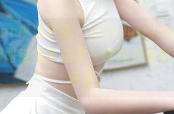 MFStar模范学院 – youOvOyou泳装合集，翻阅过程中总有一种恍若身临其境的感觉。