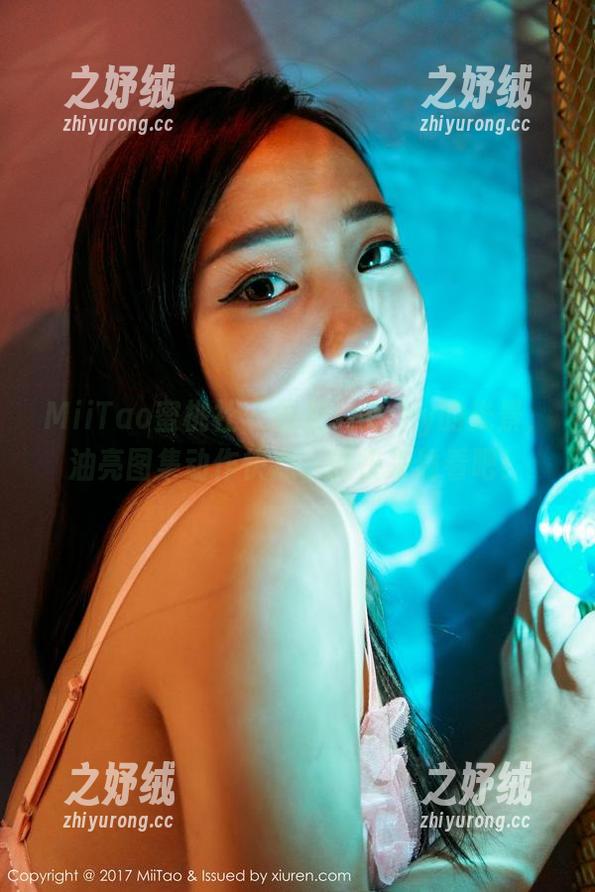 MiiTao蜜桃社 - 雪梨sherry的光景,油亮图集动作快点,赶快来偷看吧! MiiTao蜜桃社 - 雪梨sherry的光景,油亮图集动作快点,赶快来偷看吧!