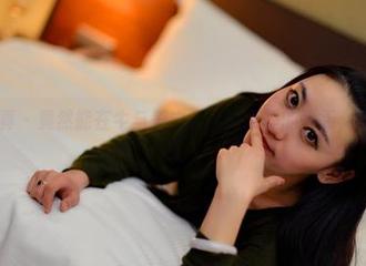 PANS写真 - 竟然能在牛与美之间找到这样的平衡，卡卡真会玩。