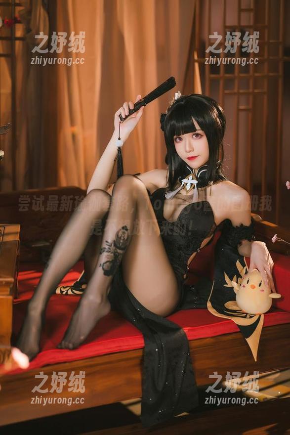 尝试最新瑜伽套路，Tomoyo酱的图册我是不想放下来的！