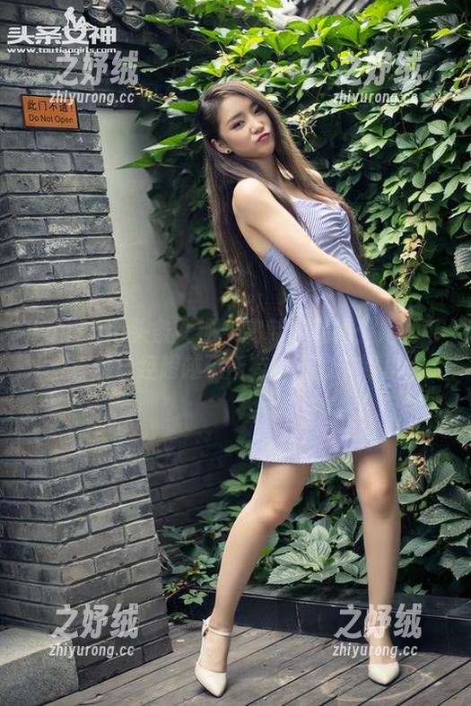 TouTiao头条女神 - 高韩菲私拍：她的可爱程度已经超越了所有甜点的卡路里！