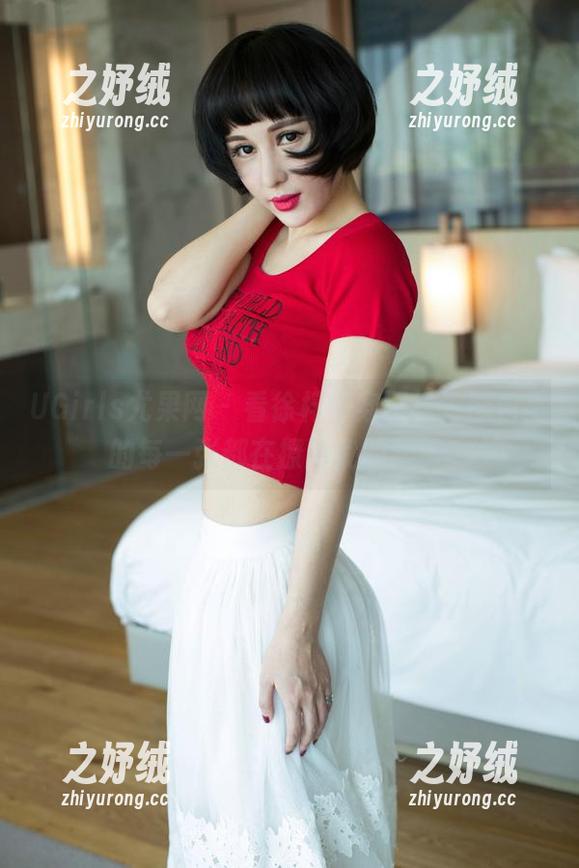 UGirls尤果网 - 看徐梓伊穿网袜，图包里的每一张都在撩动我的眼神。