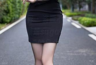 XIAOYU语画界 – 资源不断啊，海南旅拍黑丝吊袜，杨晨晨sugar也算是霸占了夏季的风头。