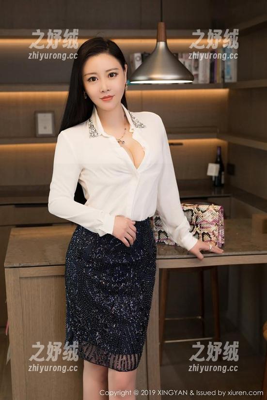 XINGYAN星颜社 - 干嘛去海边，姚沐迪的泳池套图下载更划算，哈哈就问你敢不敢？