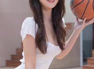 Xiuren秀人网 – 先别走，Jennifer小若的美脚图集等着你来“赞美”，安静观看，只需免费内心曲谱！