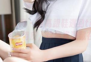 Xiuren秀人网 – 当高跟鞋遇到tina甜仔，图片里那点俏皮，你猜资源藏在哪里？