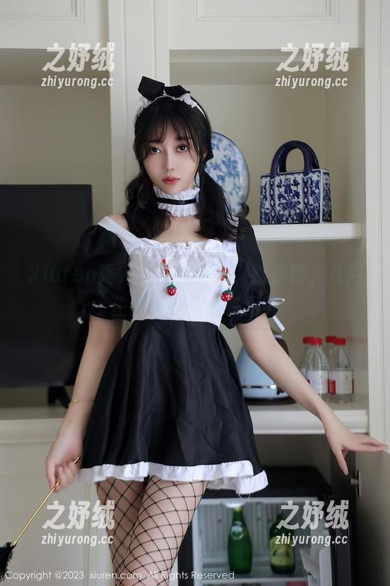 Xiuren秀人网 - 学妹写真新姿势，九月生的图库果然有看头