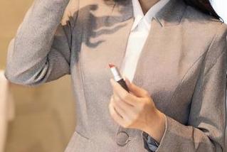 Xiuren秀人网 - 田依依的甜心图集,可能会让你想到某种冰淇淋的味道哦。