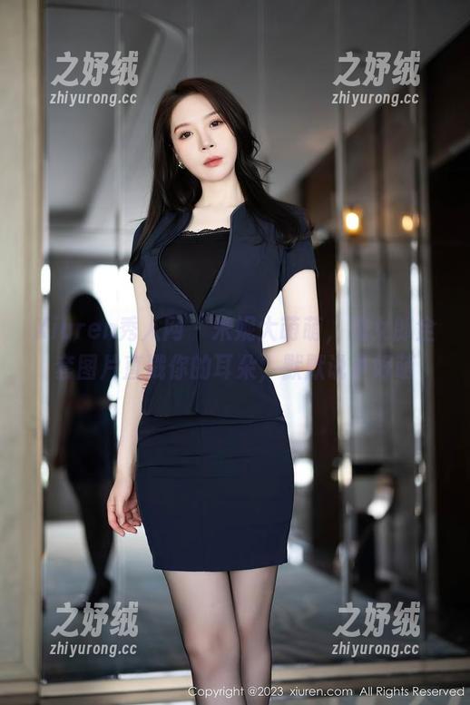 Xiuren秀人网 - 米妮大萌萌，兔女郎全套图片直戳你的耳朵，默默说声好萌