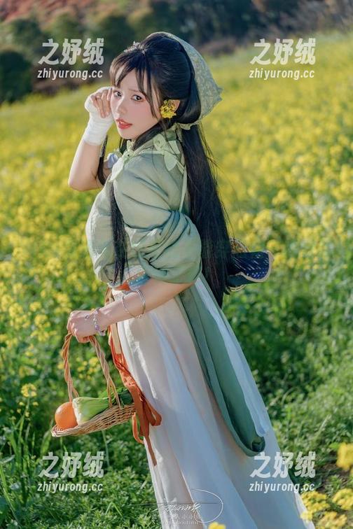 Yiko湿润兔在线看能不能穿短裙—高清写真说了算! Yiko湿润兔在线看能不能穿短裙—高清写真说了算!