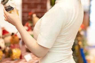 YouMi尤蜜荟 – laura阿姣的全套作品里有纯白的余味，完全把我那色彩斑斓的内心拯救成了涂抹残趾的水彩！