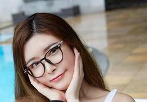 YouWu尤物馆 – 网盘里的Amrita贞贞：这个JK写真太好玩了吧！