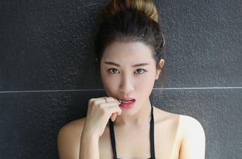 YouWu尤物馆 – 孙梦瑶V的圣诞写真，壁纸你舍得换吗？