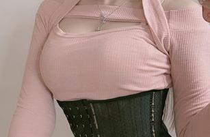 护士不止忙碌，miko酱吖的透明写真暗藏玄机，快戳进来！