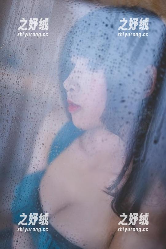 看w黑米粥w的新图包，女仆内衣直接就戳到了我的软肋，真心佩服设计师的脑洞。