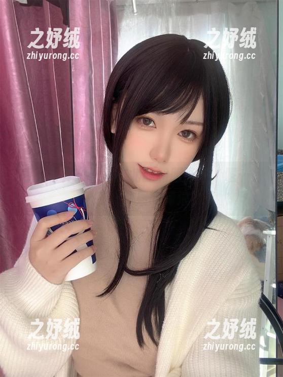 高清写真：一北亦北的和服泳装，嗯…好像在看清晨的海浪？