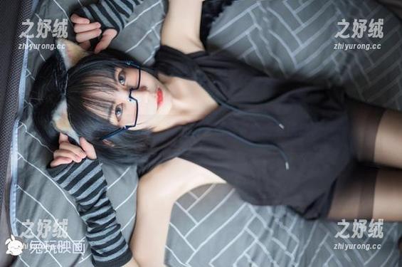 兔玩映画最新美图,妹子的白色毛衣搞得我恍惚了…… 兔玩映画最新美图,妹子的白色毛衣搞得我恍惚了……