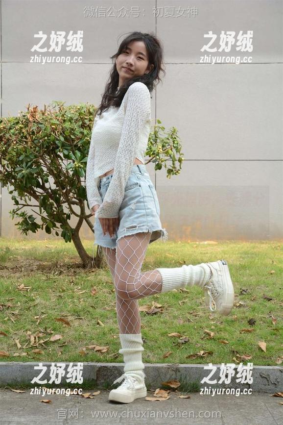 初夏女神 - 教室时光的浮光掠影，安妮分享的合集让人想回到那段无忧的日子。