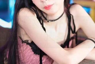 微密圈 – 合集里盛放着十万口草莓粥粥与舰长的默契，在线就差你来解密了！