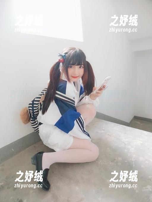 古川kagura说她的旅拍是为旅行而来，其实我觉得是为了那取巧似的侧脸！