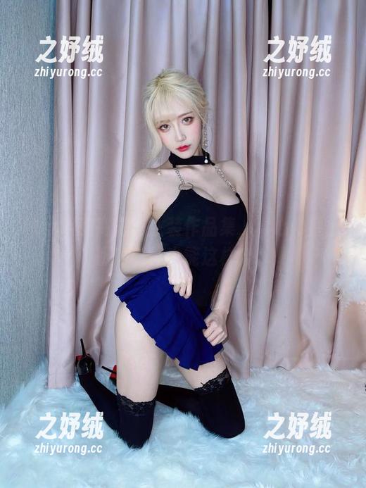 啾小妍的高清职业装作品集，真心希望上班的时候也能这样穿。