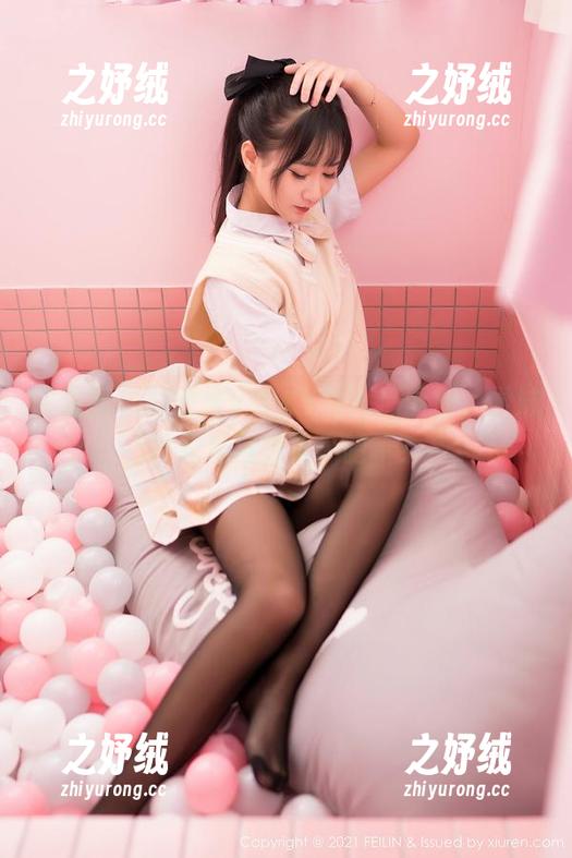嗲囡囡 - 陈雅漫VICKY的高清图册，学妹模样里藏着多少暗示？