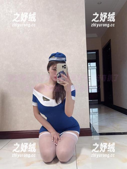 奶宝妹纸 微密圈 - 奶宝妹纸的红黑写真,好奇扒了半天网盘的我,这波值不值?