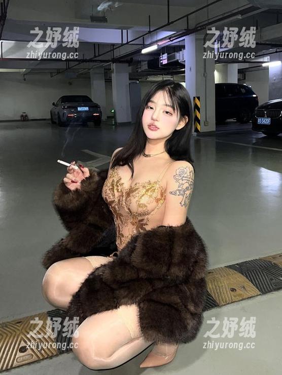 微密圈 - 小优优子随性的睡衣风，没想到还有免费图册，赞哦！