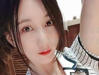 微密圈 - 拿小玉吃果冻的美图集合来看，实足本钱根本不虚，真心一举一动都在我脑海里挥之不去。