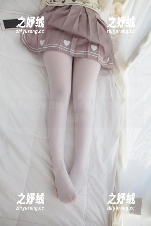 在天台的JK制服：基本囤货，少女秩序又出新作