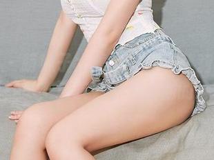 尤蜜荟 – 萌妹子大集合！合法萝莉的私拍一网打尽，连衣架也羡慕她的身材！