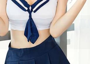 尤蜜荟 – 看看徐文君的礼服，高能高清照片，有点意思哦！