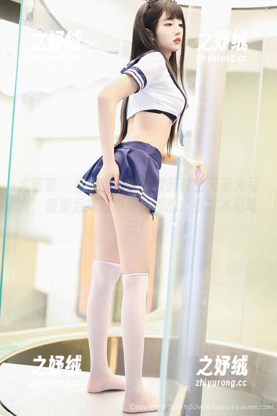 尤蜜荟 - 当拗空姐的黄歆苑碰上无圣光写真，感觉后排的乘务员都想拿小本本记笔记！