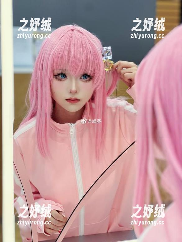 嶋葵的礼服美图集——光是想象就让人略微窘迫。