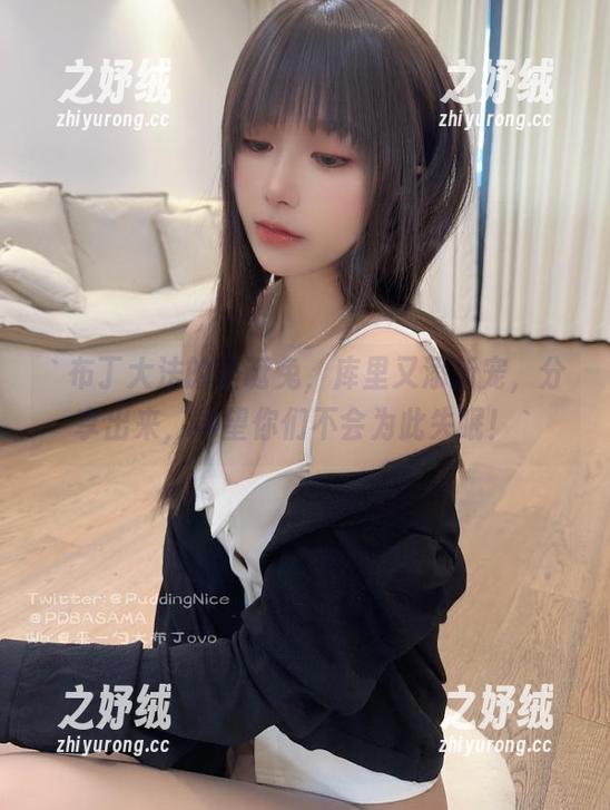 `布丁大法的圣诞兔，库里又添新宠，分享出来，希望你们不会为此失眠！`