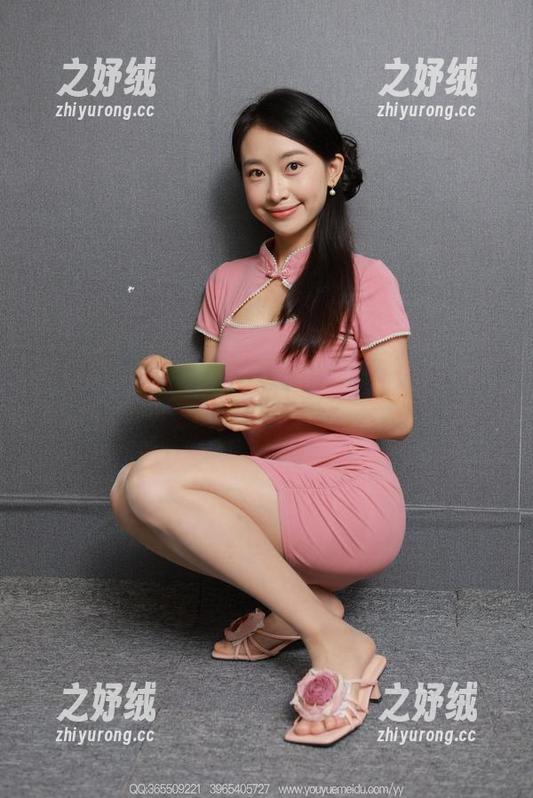 异思趣向-兔兔 异思趣向 - 在兔兔的私拍图包里当档案管理员得有多神奇?