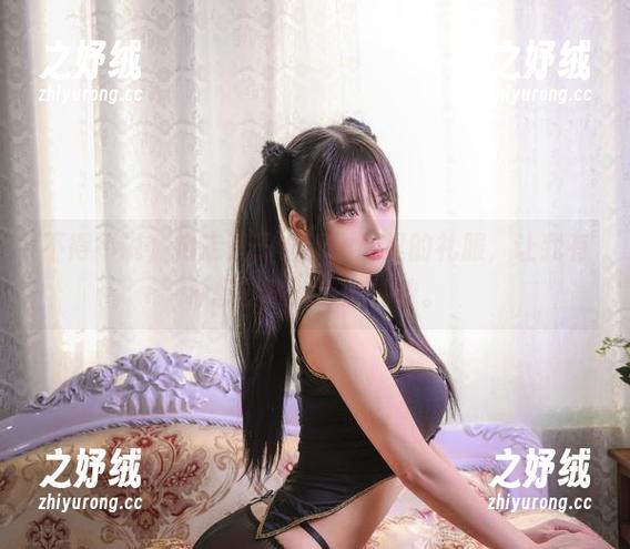 不得不说，抱走莫子最新图册里的礼服，让我有种想立马剁手的冲动。
