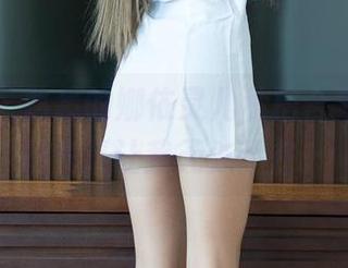 推女神 – 熟悉的娜依灵儿私拍合集，甜心的气氛让我无处不在。