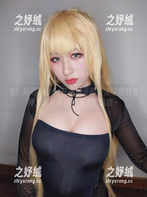 看！柘烟Zuken在原图里搞的妮姬胜利女神，貌似胜利的不止是她哦～