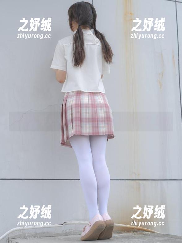 私拍编年史：森萝财团的粉红卡哇伊上线