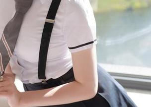模范学院 – 看完薛琪琪的JK写真，我只想…再看第二眼，真麻烦。