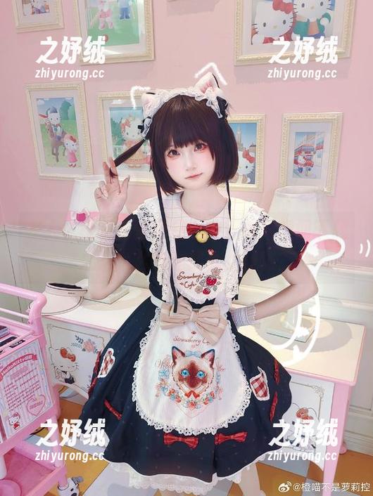 有人说橙喵的蕾姆是女神，我只想问下载之后怎么也能成为女神啊？