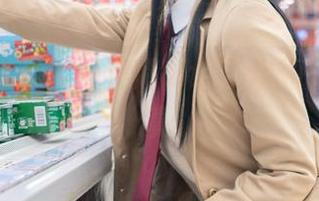 福利看过来,爱老师phd带你嗨翻眼镜写真