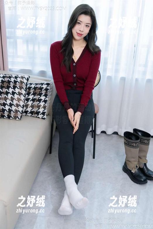甜予摄影 - 在丹丹的运动鞋写真中，光用什么词来形容都显得苍白无力。