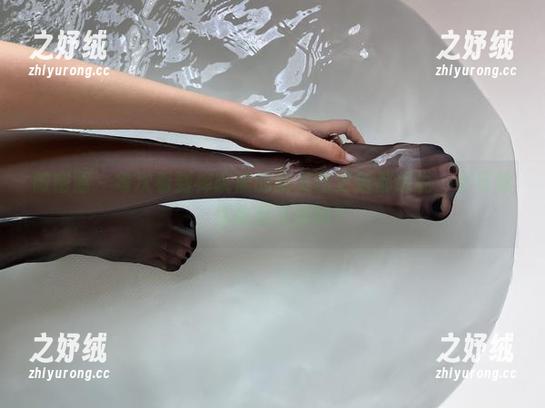 微密圈 - 每次看到禅院熏的新美图更新都想说：小马尾，你这是在撩吗？