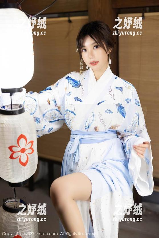 秀人网 - 私房职业装，不如Candy糖糖的原图更适合懒散的星期四！