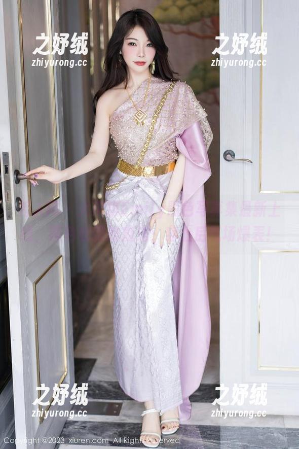秀人网-大琪琪Emily 秀人网 - 大琪琪Emily黑色写真集最新上线,黑色衣服的魔法:穿上后气场爆表!